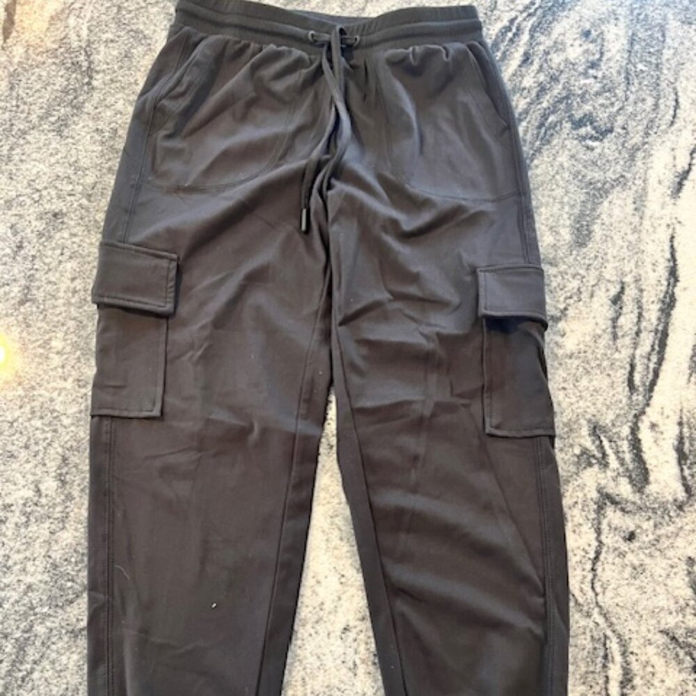 Rachel Zoe women's pull-on jogger pants. elastic waistband. side pockets Small